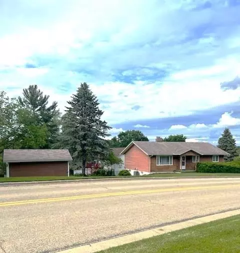 600 5th Ave, New Glarus, WI 53574