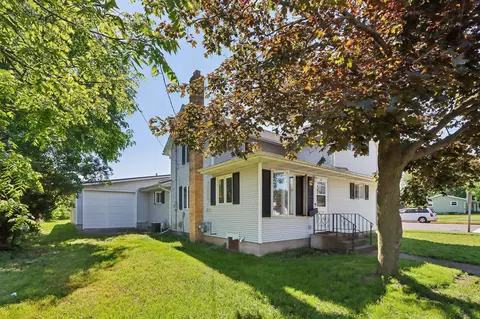 149 S Lincoln St, Poynette, WI 53955