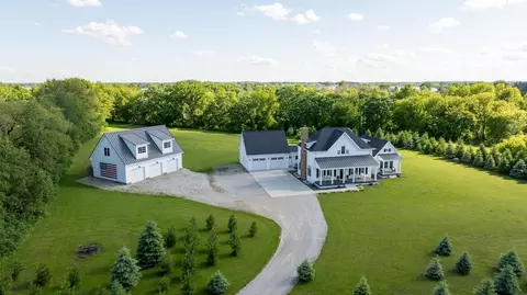 n9110 Breezy Point Road, Fox Lake, WI 53933