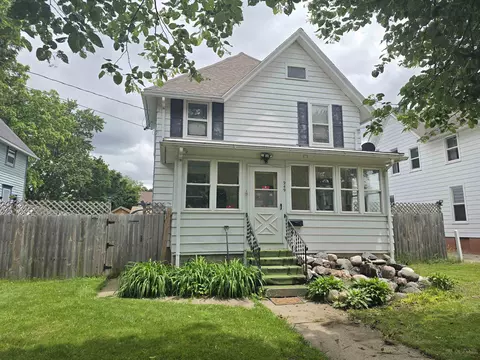 949 Lincoln Ave, Beloit, WI 53511