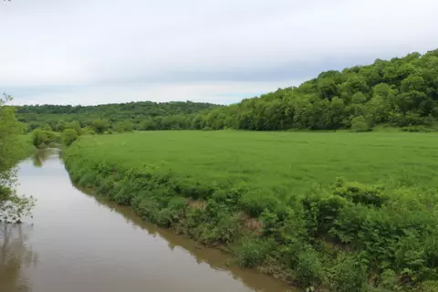 3954 Oak Rd, Potosi, WI 53820