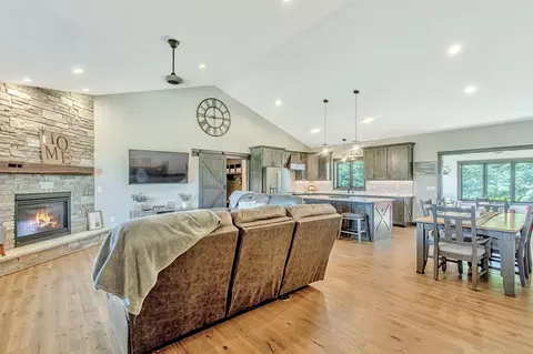 2908 Fern Dr, Sun Prairie, WI 53590