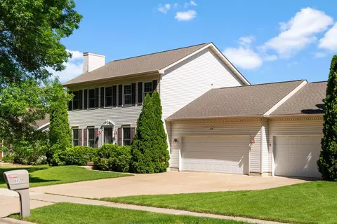 805 Hilltop Dr, Deforest, WI 53532