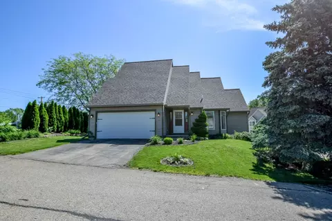 3415 Connie Ln, Middleton, WI 53562