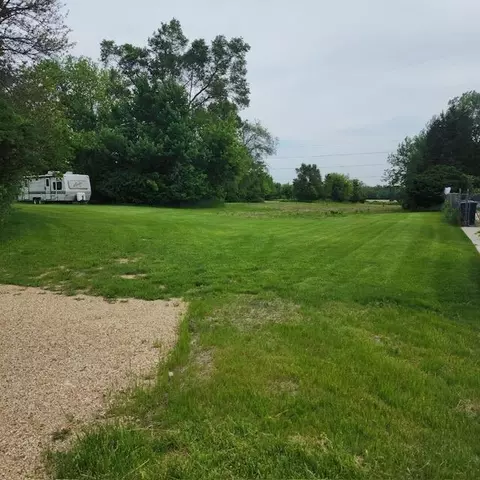 2421 Rockport Rd, Janesville, WI 53548