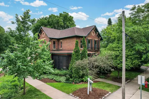 851 Jenifer St, Madison, WI 53703