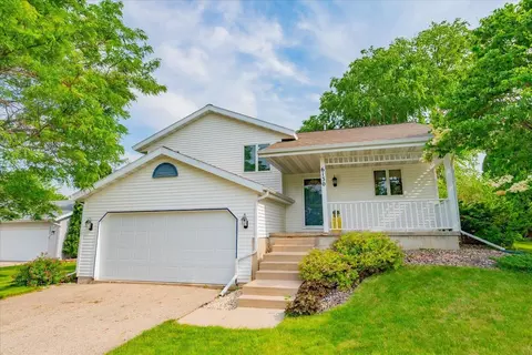 6130 Jeffers Dr, Madison, WI 53719