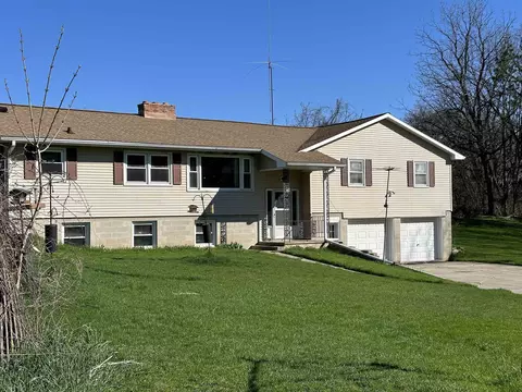 s11153 Cassel Road, Sauk City, WI 53583