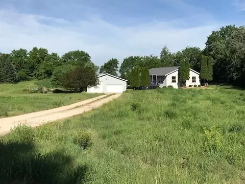 9429 N Klug Rd, Milton, WI 53563