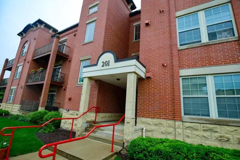 201 E Lane St #204, Sun Prairie, WI 53590