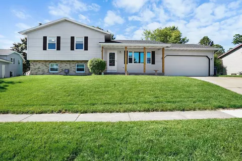 1409 Felland St, Stoughton, WI 53589