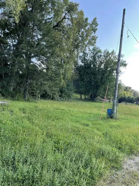 401 E Main St, Mount Hope, WI 53816