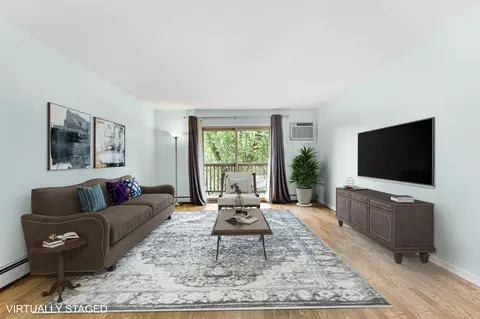 50 Whitcomb Cir #13, Madison, WI 53711