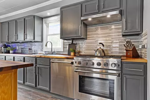 833 E South St, Stoughton, WI 53589
