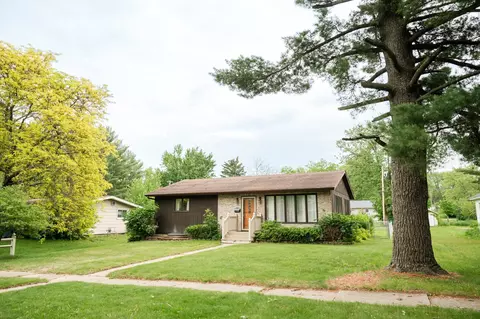 1110 Vine St, Wisconsin Dells, WI 53965