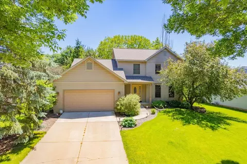 5145 Oak Valley Dr, Madison, WI 53704