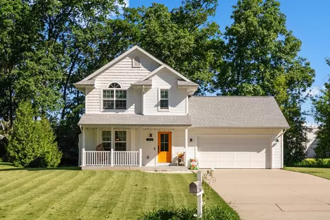 4333 Fox Hills Dr, Janesville, WI 53546