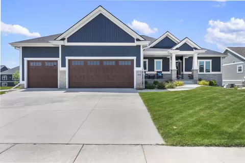 819 Steven Vw, Waunakee, WI 53597