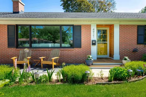 4921 Holiday Dr, Madison, WI 53711