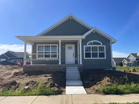 211 Lillehammer Ln, Mount Horeb, WI 53572