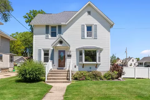 610 E South St, Beaver Dam, WI 53916