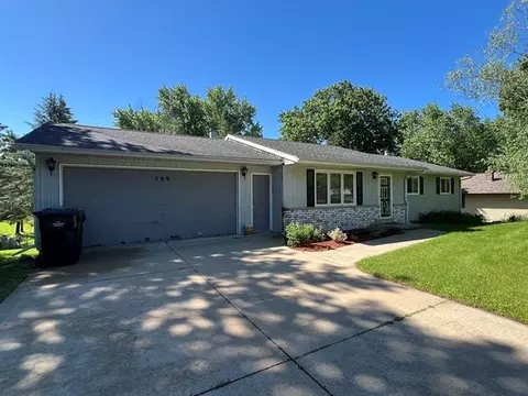 509 Wild Plum Dr, Deforest, WI 53532