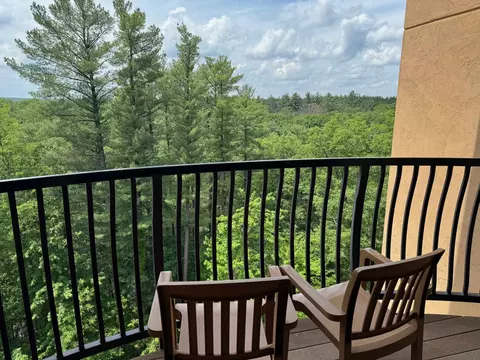 2411 River Rd #2627, Wisconsin Dells, WI 53965