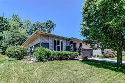 4632 Star Spangled Trl, Madison, WI 53718