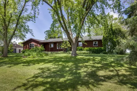 7101 Elder Ln, Sun Prairie, WI 53590