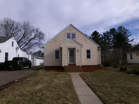314 N 1st St, Abbotsford, WI 54405