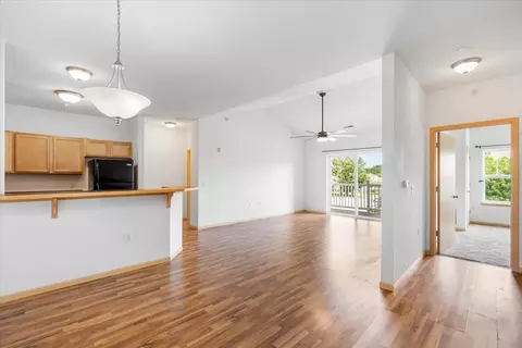 3848 Maple Grove Dr #306, Madison, WI 53719