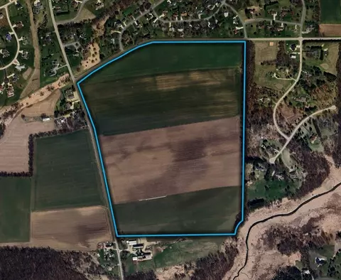 116 Ml Acres Portage Rd, Windsor, WI 53598