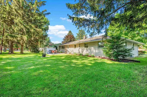 5415 Main St, Mcfarland, WI 53558