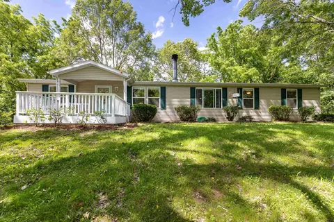 3881 Sandy Hook Rd, Hazel Green, WI 53811
