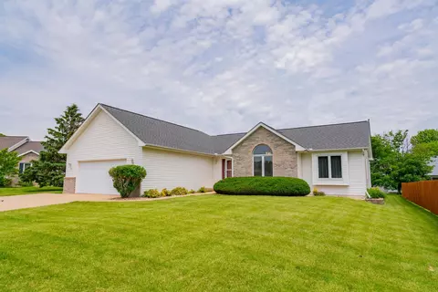 654 Millrun Cir, Sun Prairie, WI 53590