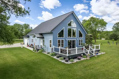 N3149 Central Avenue, Markesan, WI 53946