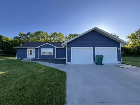 62120 Sugar Loaf Trl, Prairie Du Chien, WI 53821