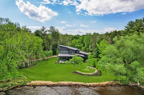 w11135 Lakeview Drive, Merrimac, WI 53561