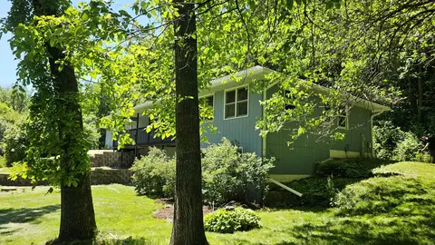 20464 Hidden Vally Rd, Richland Center, WI 53581