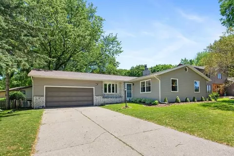 3209 Sunbrook Rd, Madison, WI 53704