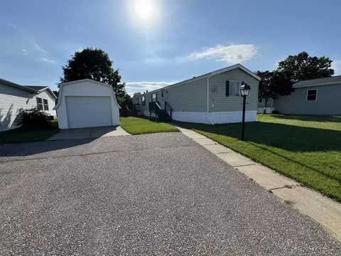 2701 E Main St #137, Reedsburg, WI 53959
