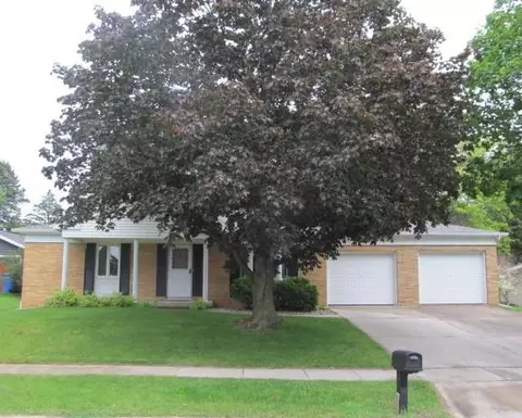 2807 Park St, Middleton, WI 53562
