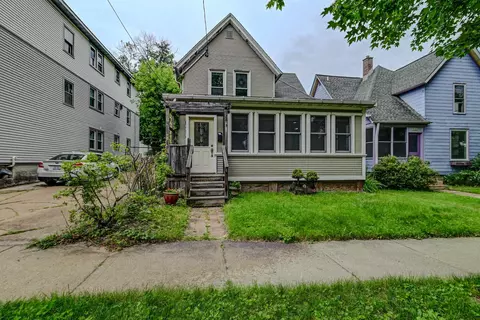 928 Emerald St, Madison, WI 53715
