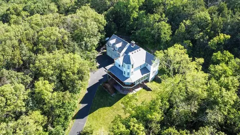w9866 Kent Road, Poynette, WI 53955