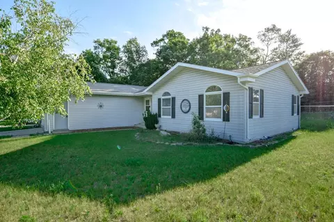 300 N Vincennes St, Adams, WI 53910