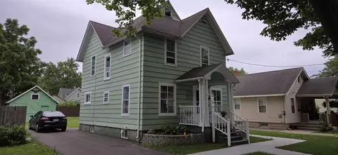 1145 Hackett St, Beloit, WI 53511