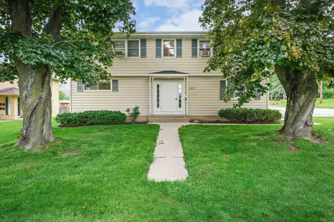 5612 Bjelde Ln, Monona, WI 53716