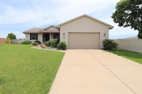 4612 Parkwood Dr, Milton, WI 53563