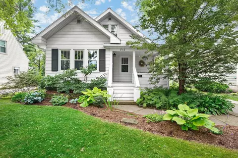816 Minakwa Dr, Madison, WI 53711