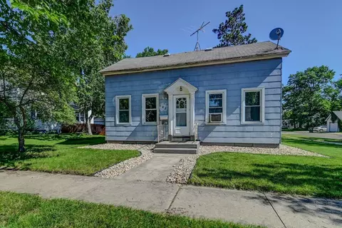 203 Paulina St, Sauk City, WI 53583